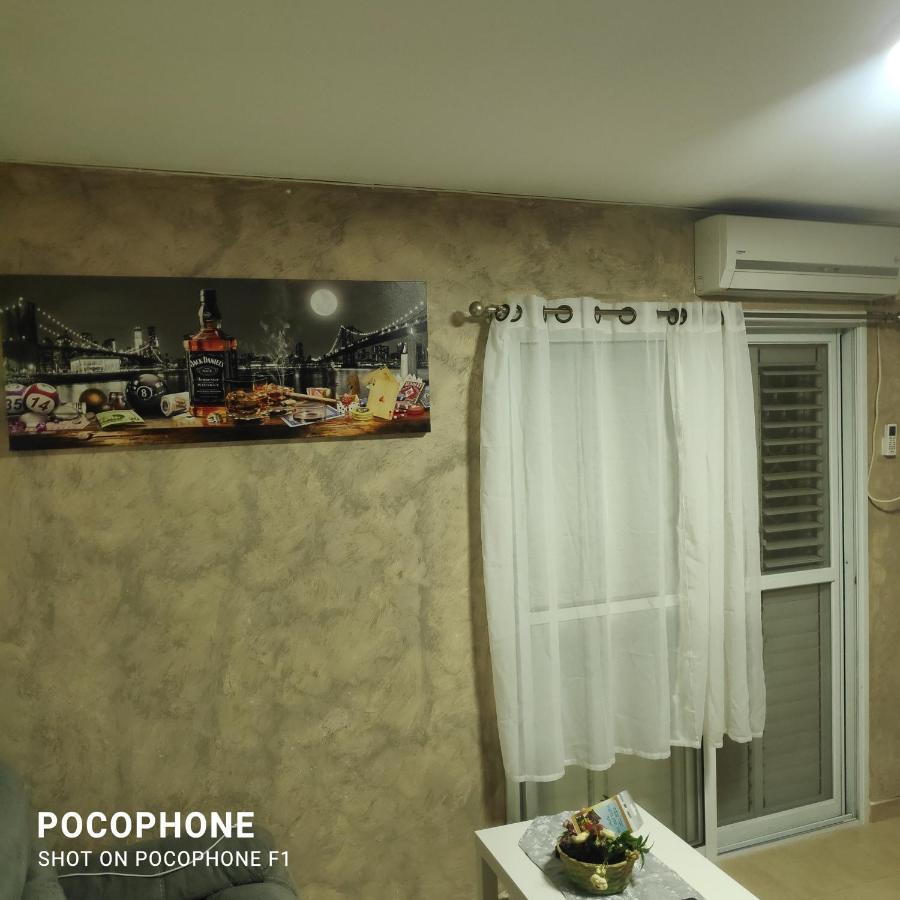 סוויטה של אלון Arad Exterior foto